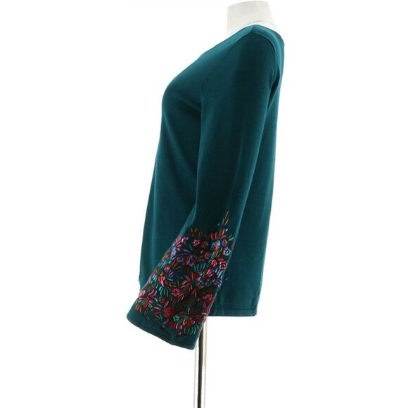 Linea Louis by Dell'Olio Embroidery Knit Sweater - Picture 3 of 5